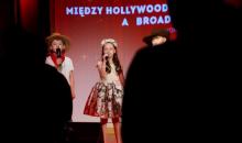 16_Midzy_Hollywood_a_Broadwayem.jpg